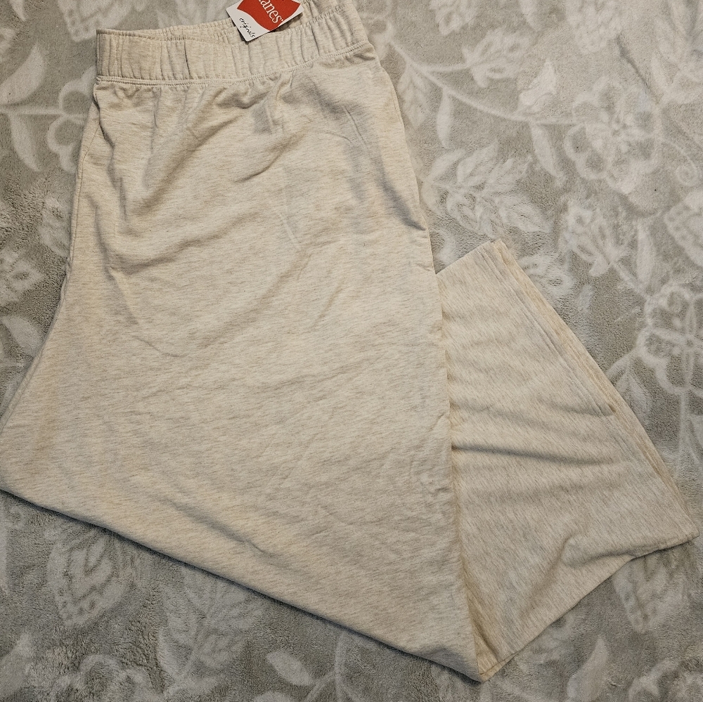 Hanes Cream Women's Sweat Pants